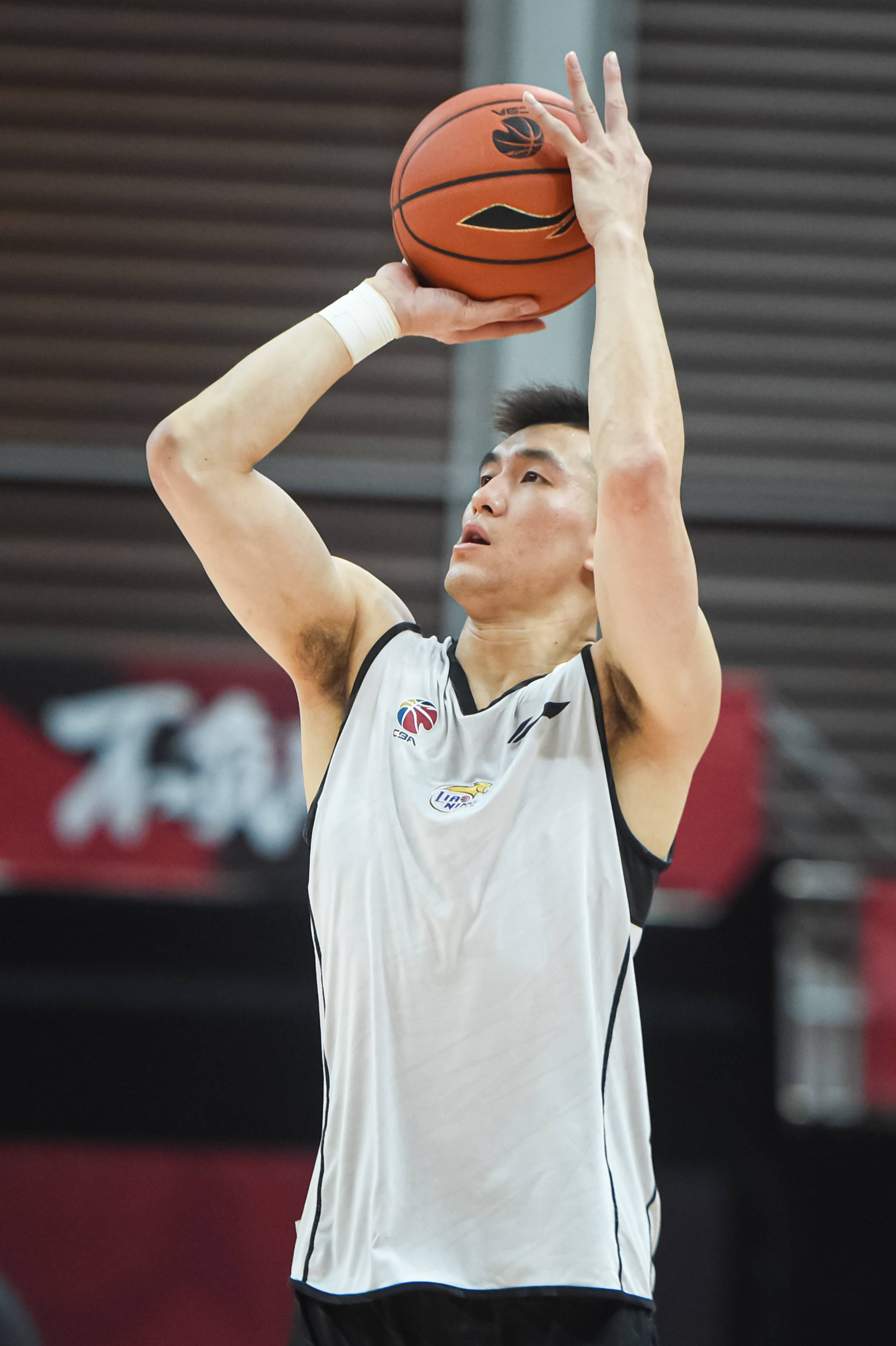 宏观存在不